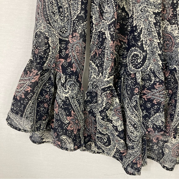 Charming Charlie Black and White Paisley Blouse - Picture 2 of 10